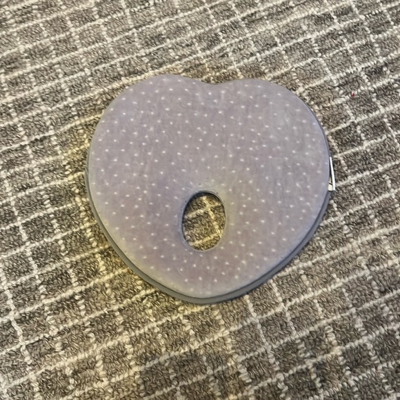 Baby Head Shaper Pillow - Picture 1 of 1